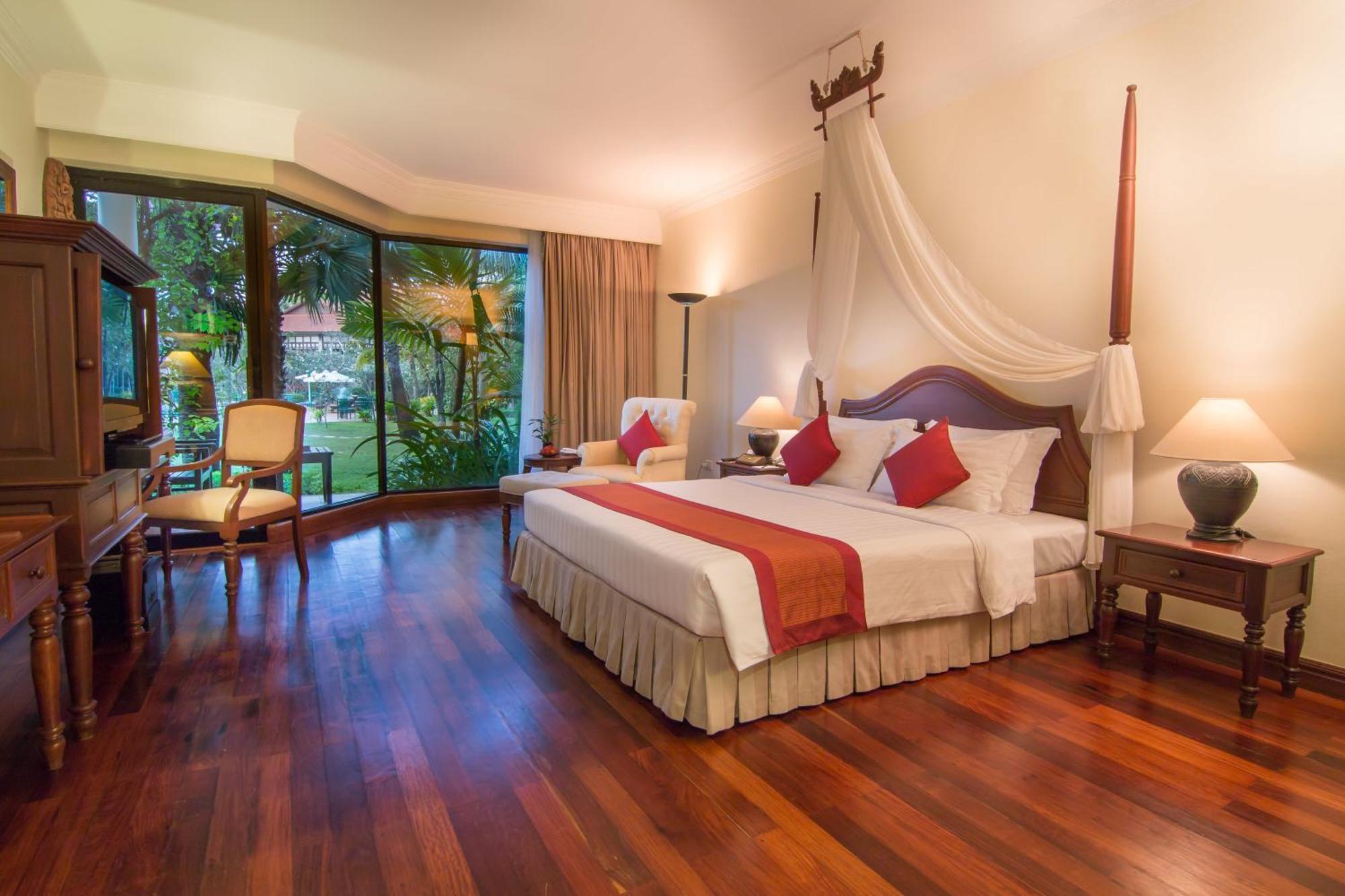 Deluxe Room - Garden View with Balcony